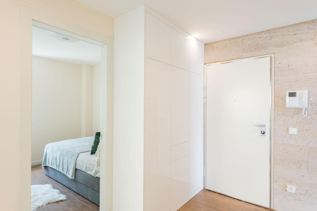 Apartment Olijfboom Dugi Rat Esterno foto